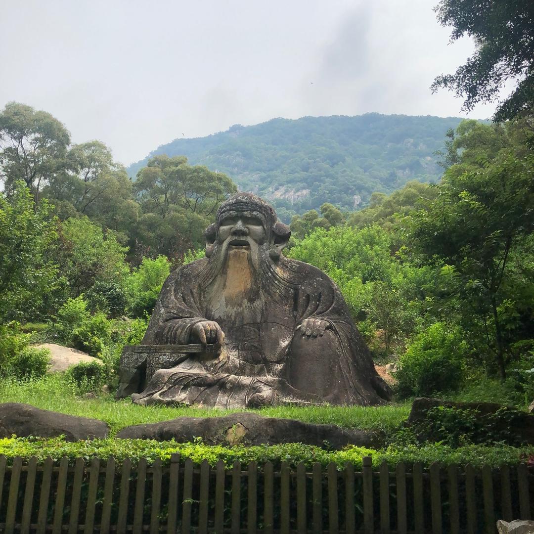 粦