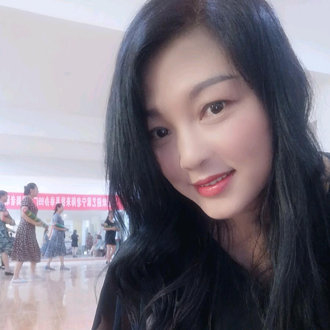 杨菡（小姨）