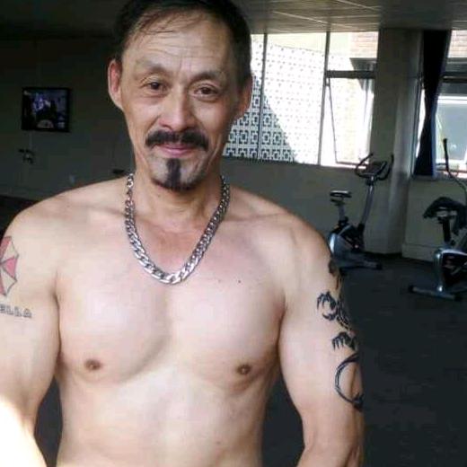 男神