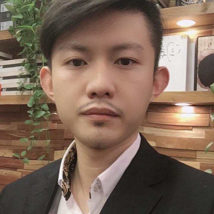 神采奕奕和蔼可亲