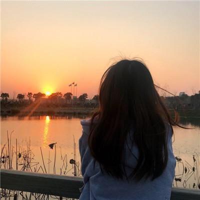 澧县现代女子小王