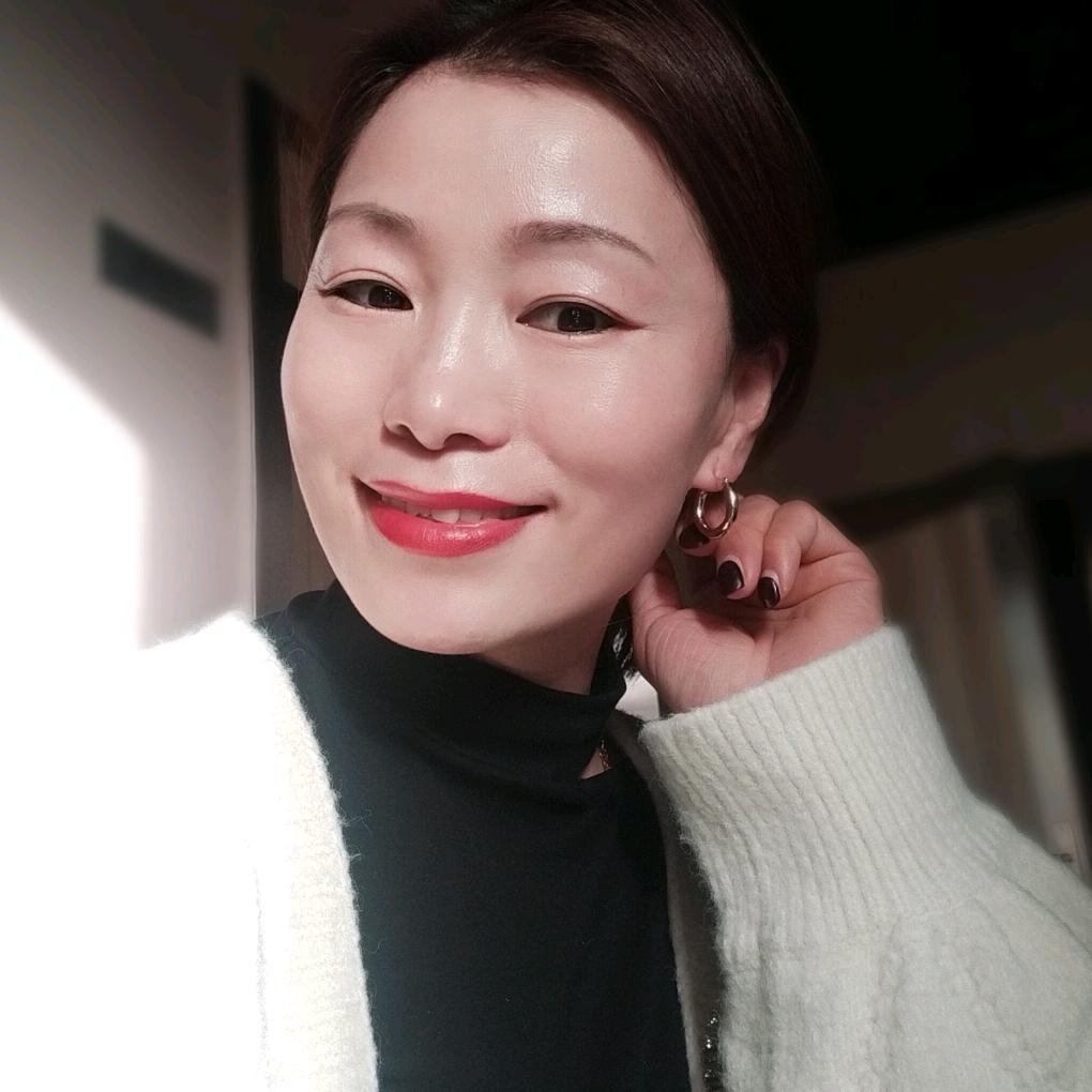 梅子        梅子