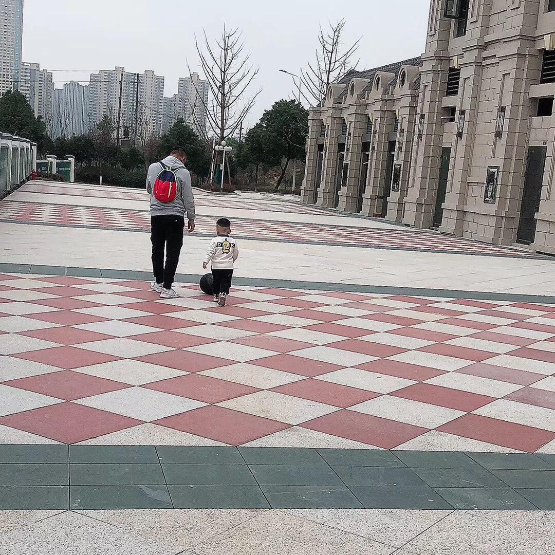请叫我小黑
