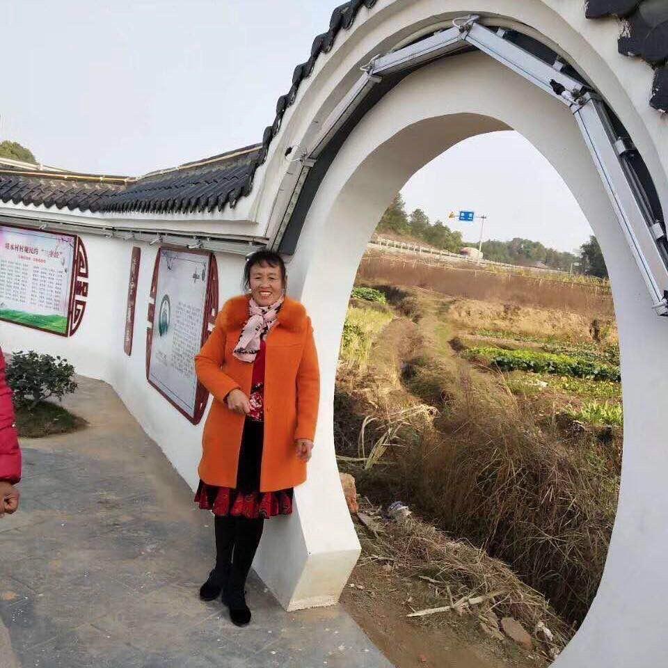 娜娜.