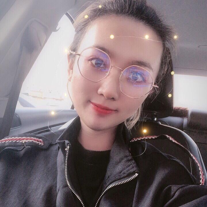 我是吴小溪吖