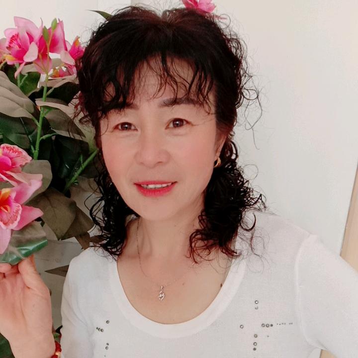 启兰（每天晚上8：30开播）