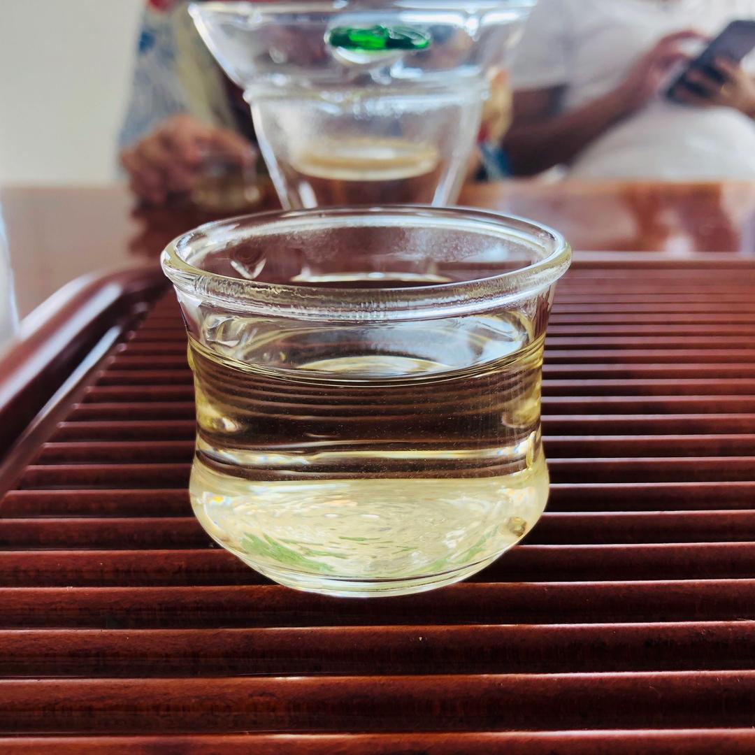 爱茶小张