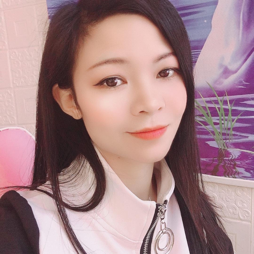 八妹潮流服饰