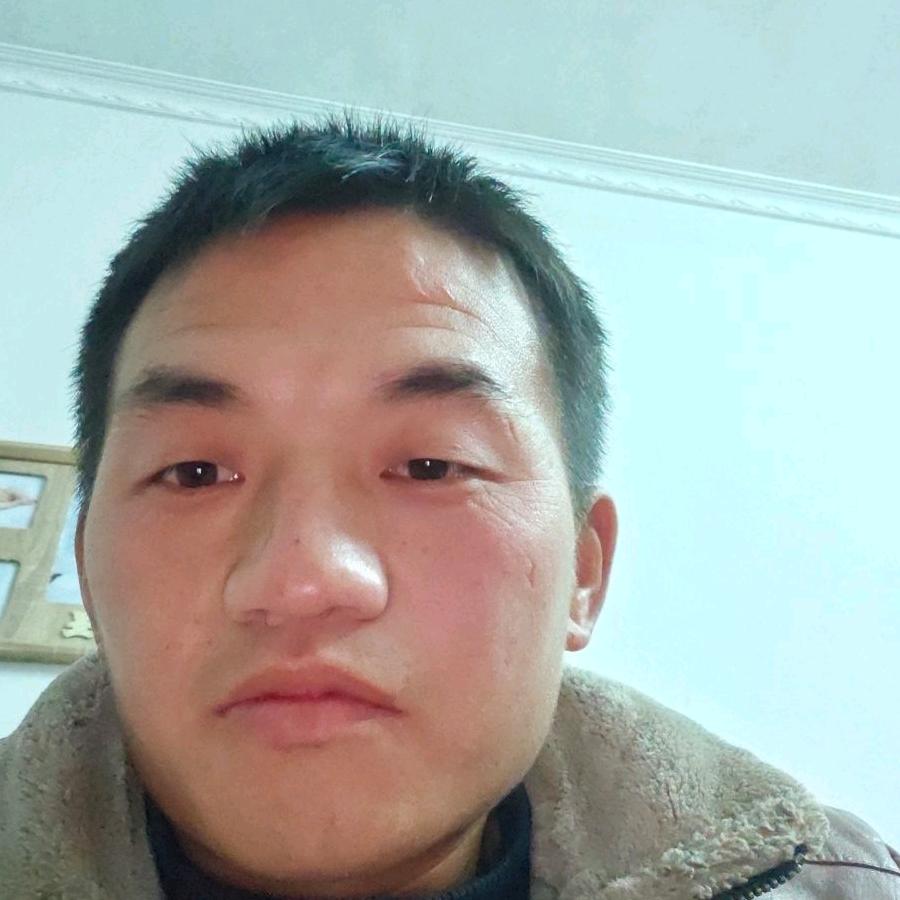 帅气的移动电源
