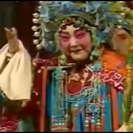 爱讲话的老大妈