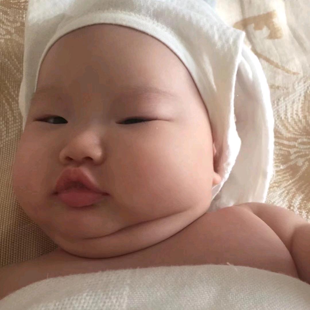 小逸一吖😋