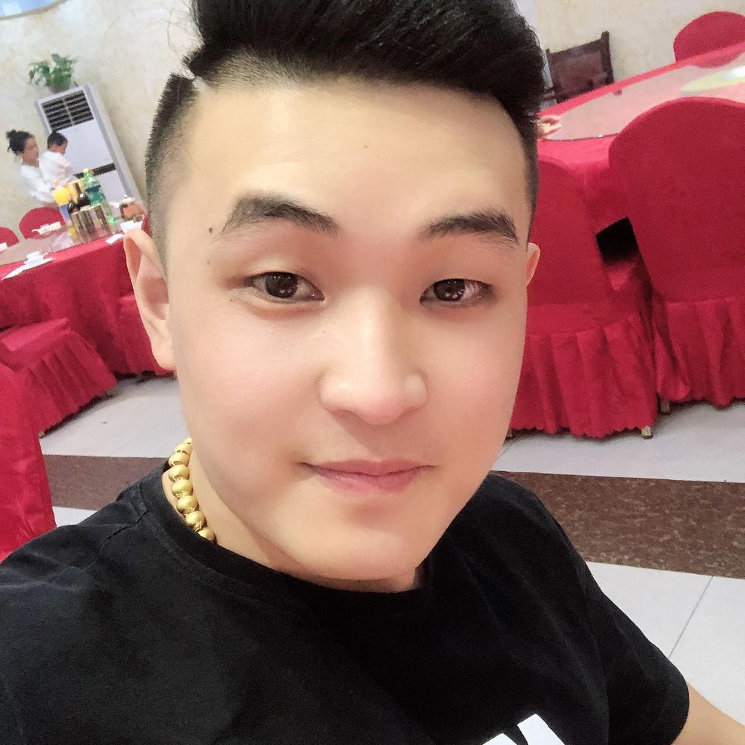 上海卖菜小伙🔥