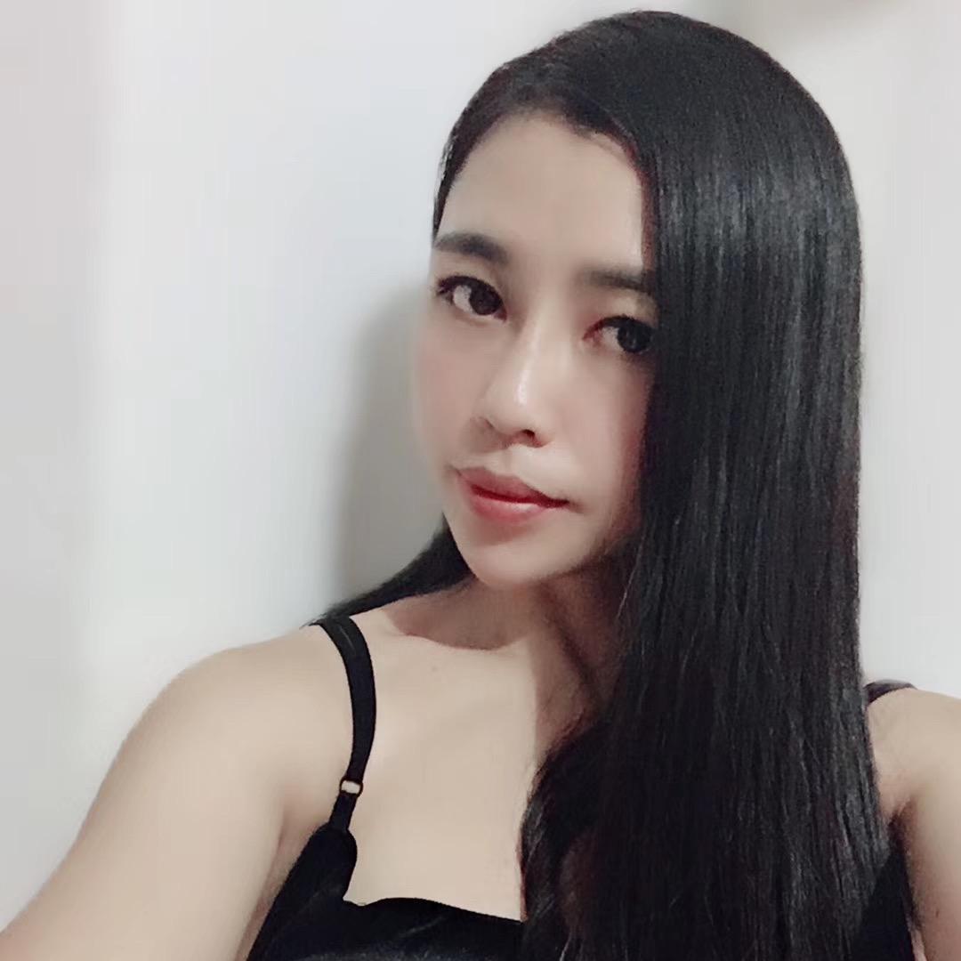 晴里 搭配美学馆（万嘉影城李春兰）