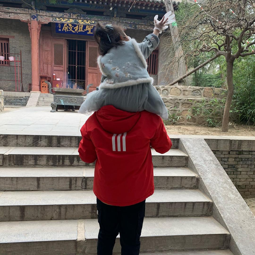 爱疯爱玩的娘亲