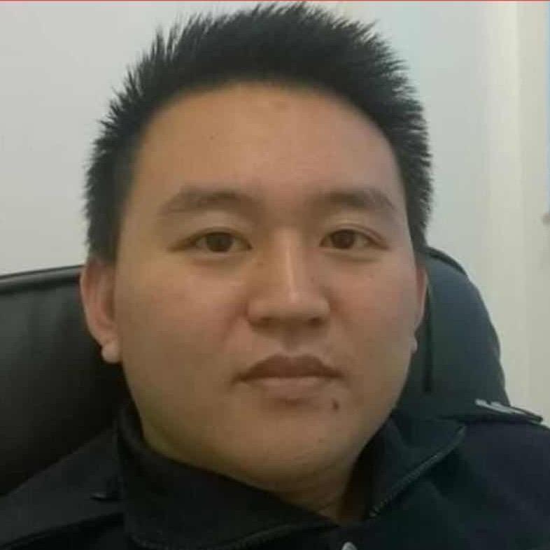 福满多先生