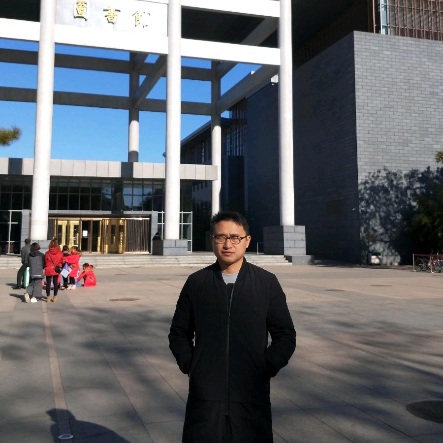 百年育才胡老师