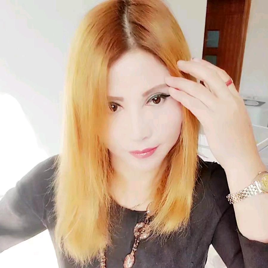 九命猫菊子