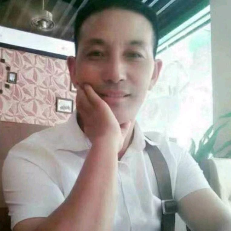 时代公寓，杨生，