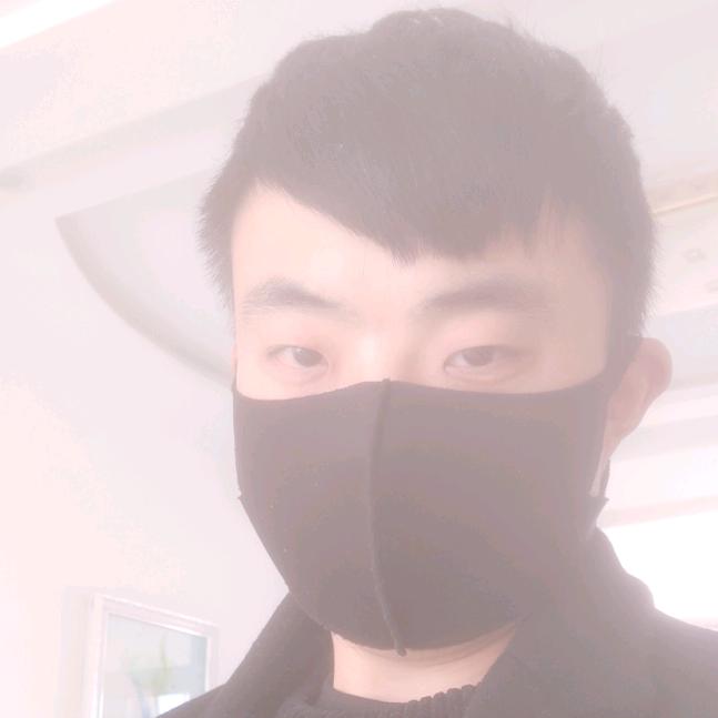 年轻小伙