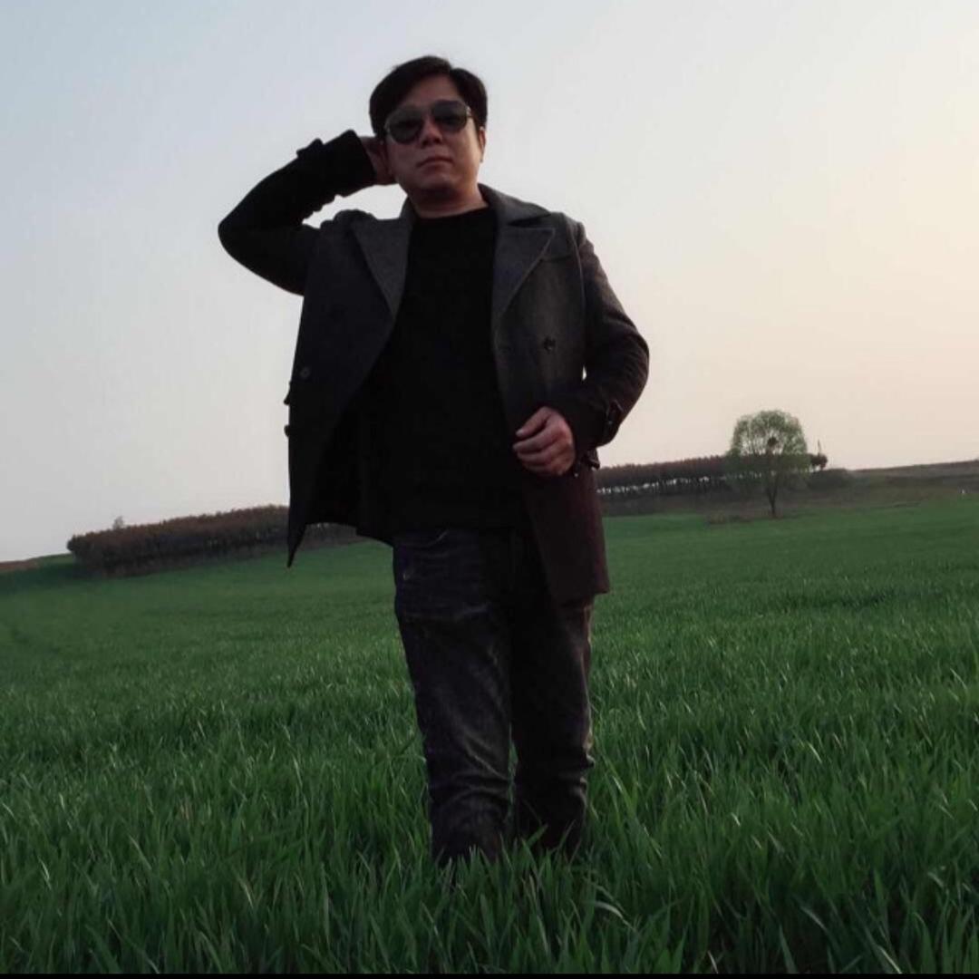 一只开心的鱼
