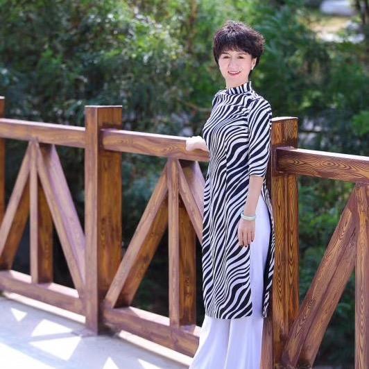 锦姐翡翠