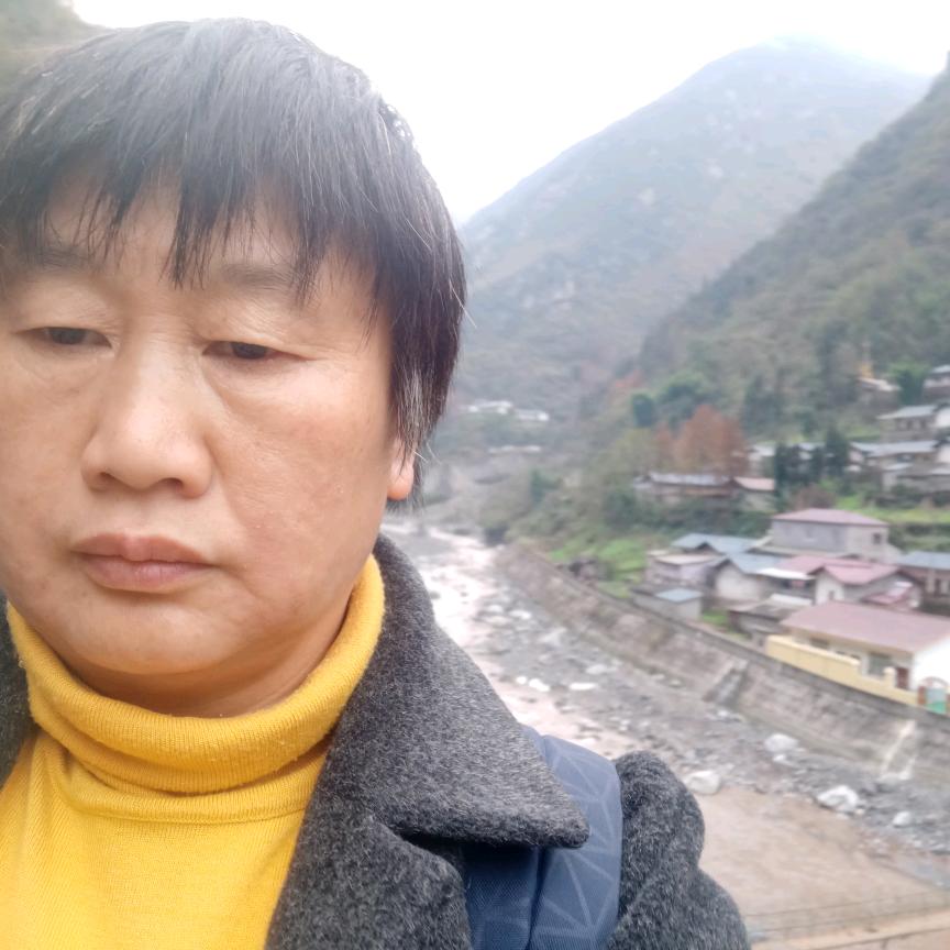 卓玛