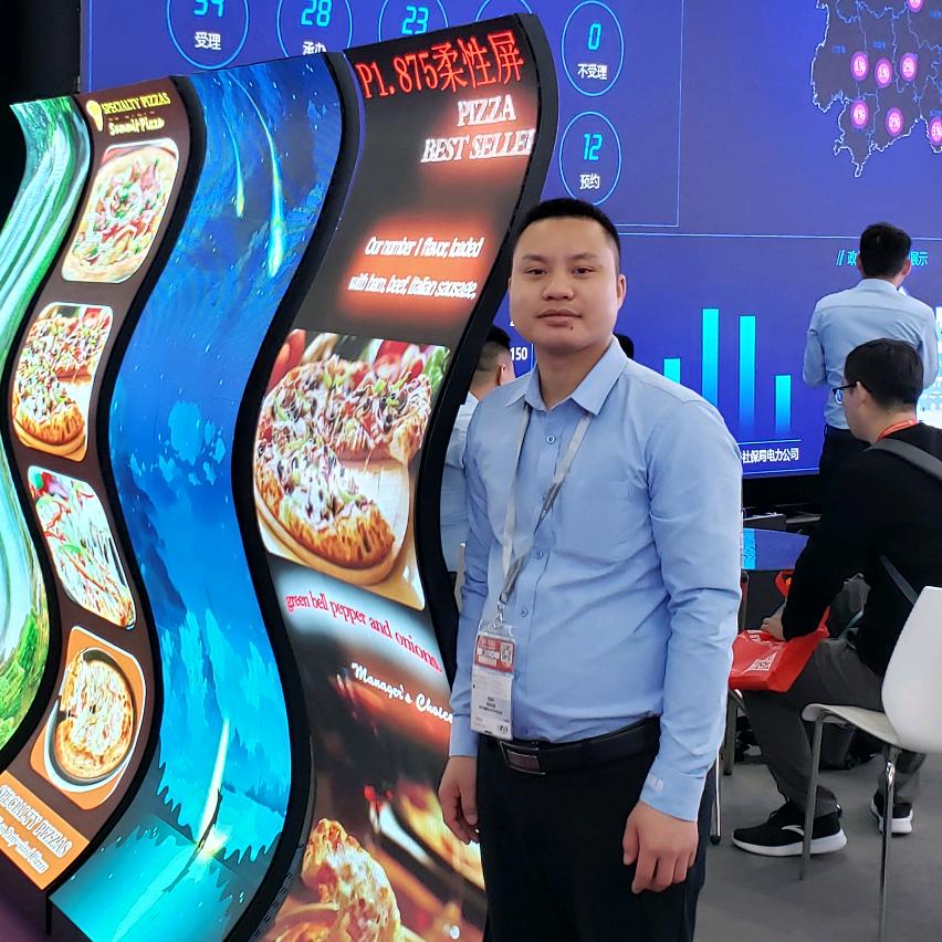 鑫彩晨软模组柔性LED显示屏-项R