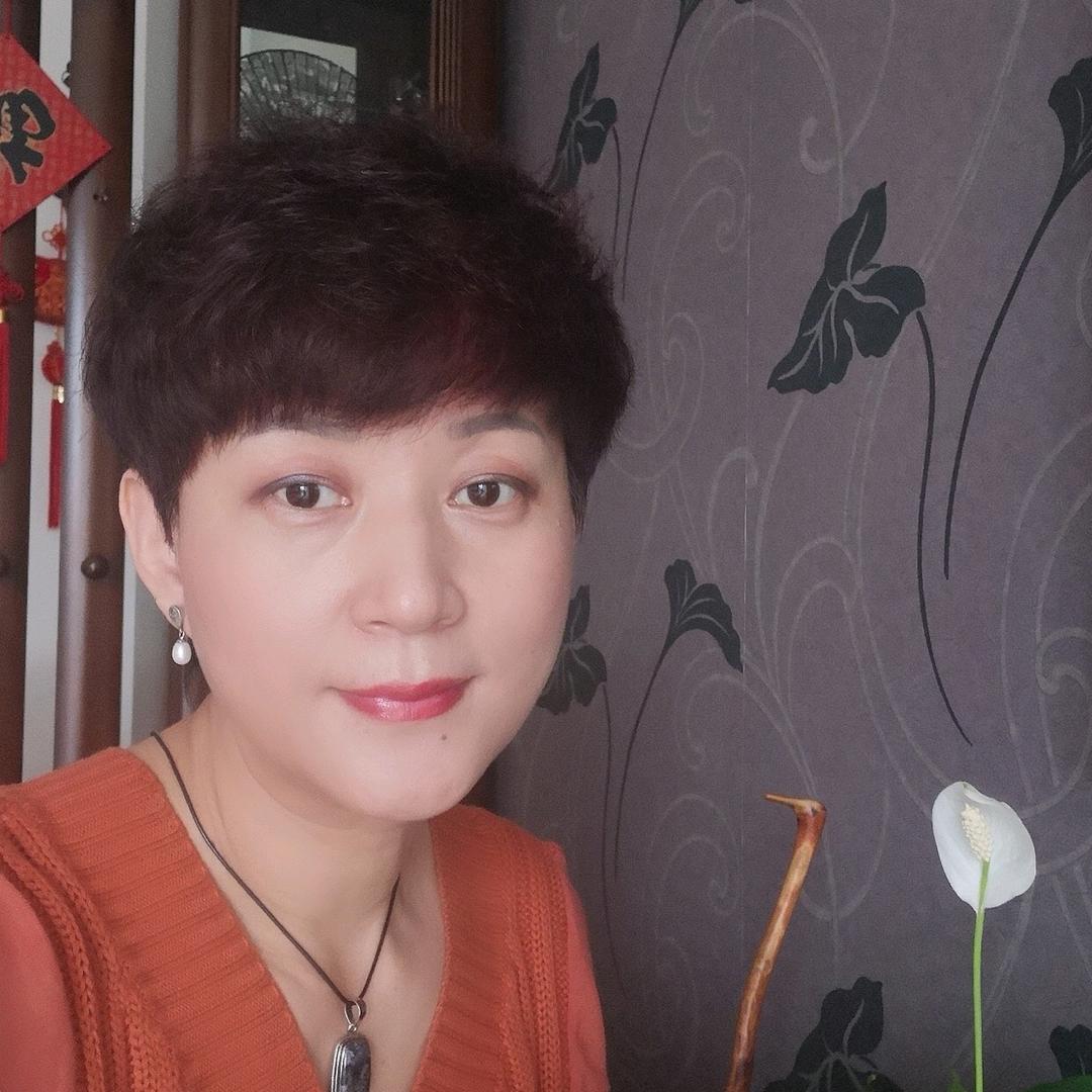 丽姐爱编织