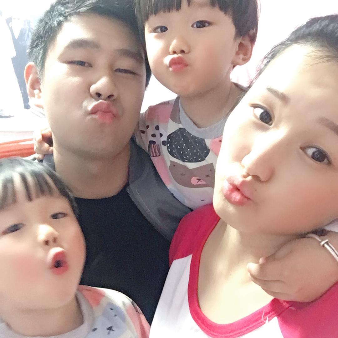 尹家两位小可爱😊