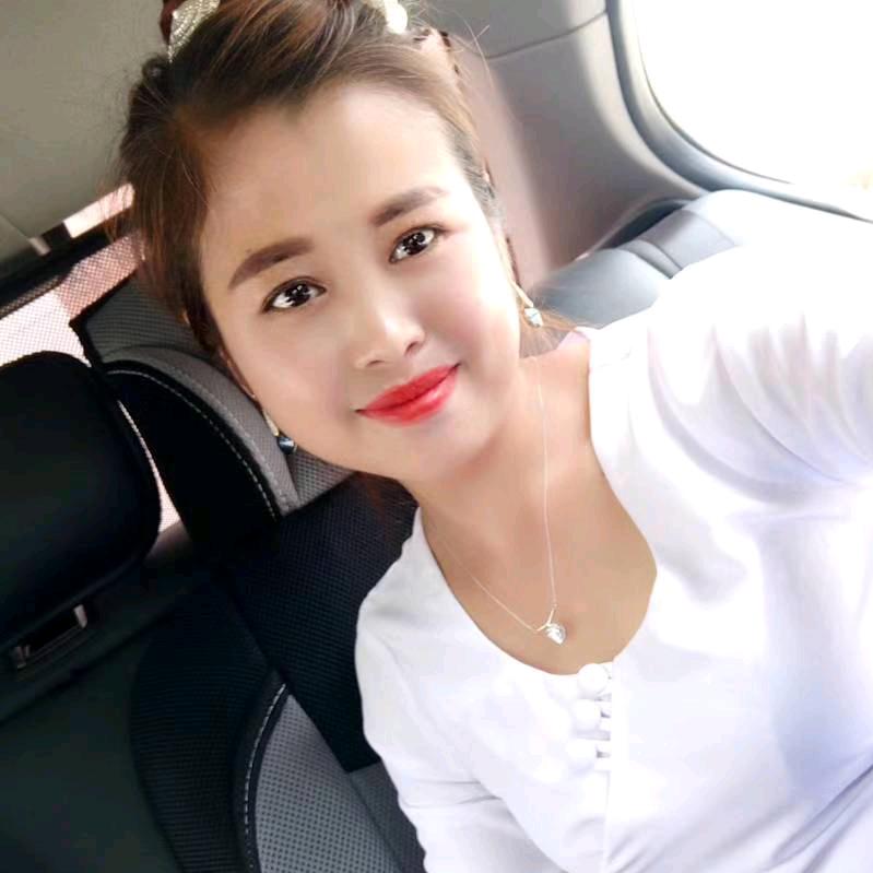 金玉崩A云南临沧巿傣勐简庄园餐厅灵山寺店