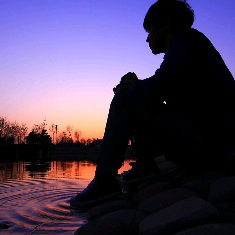 半梦半醒,半痴呆