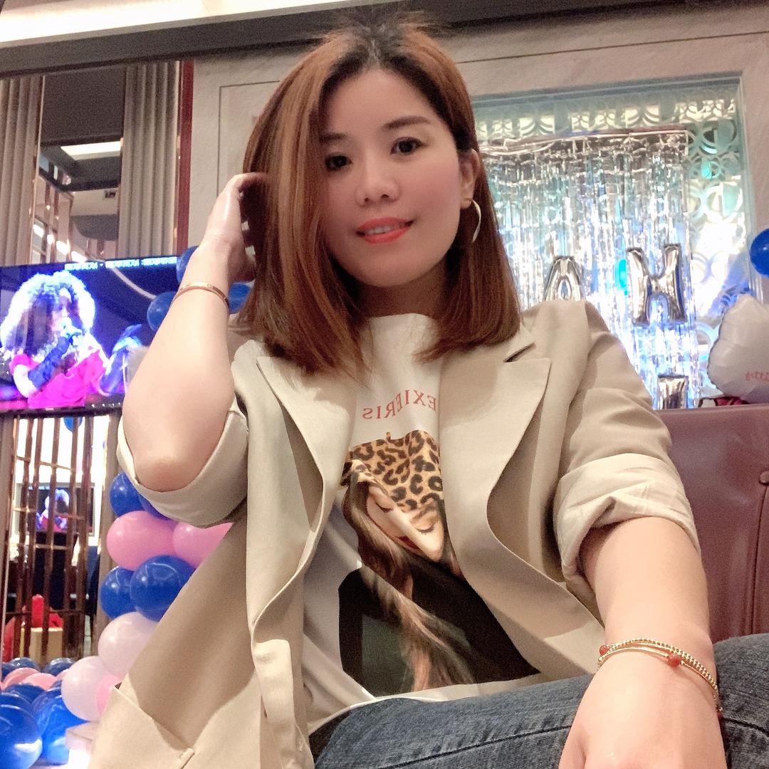 常熟市莫城街道涵蕾服装商行