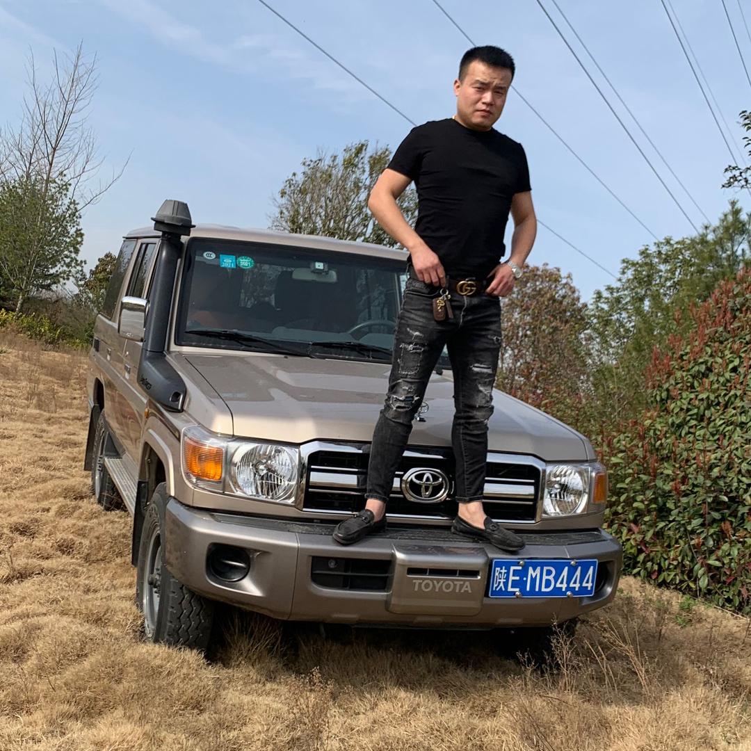 张能能