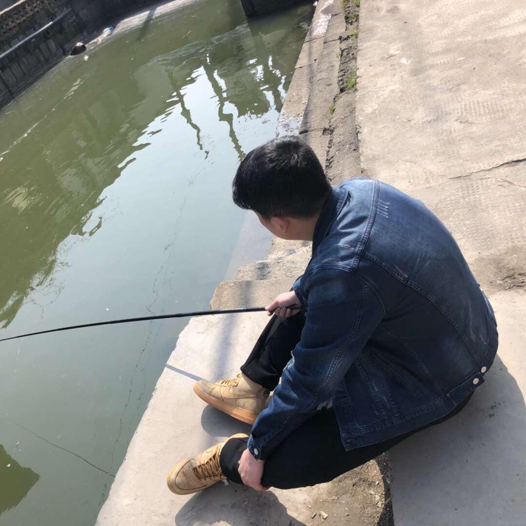 董董董。