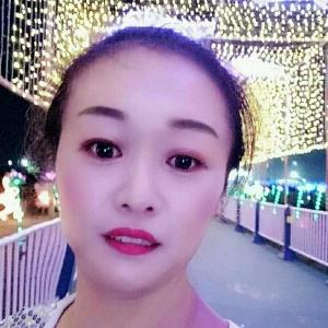踏雪寻梅