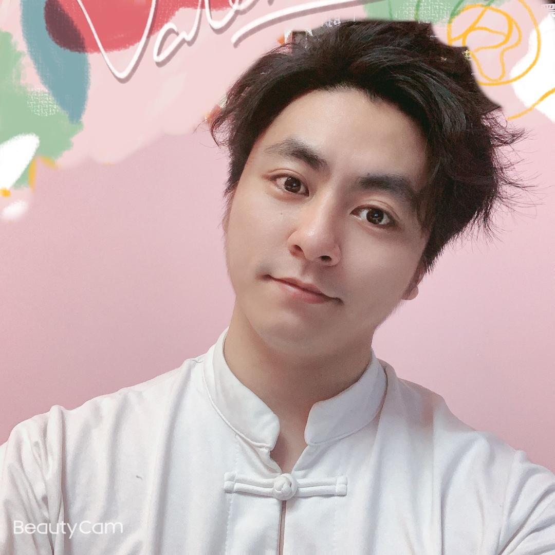 深圳豪爵宠艺黄杰老师