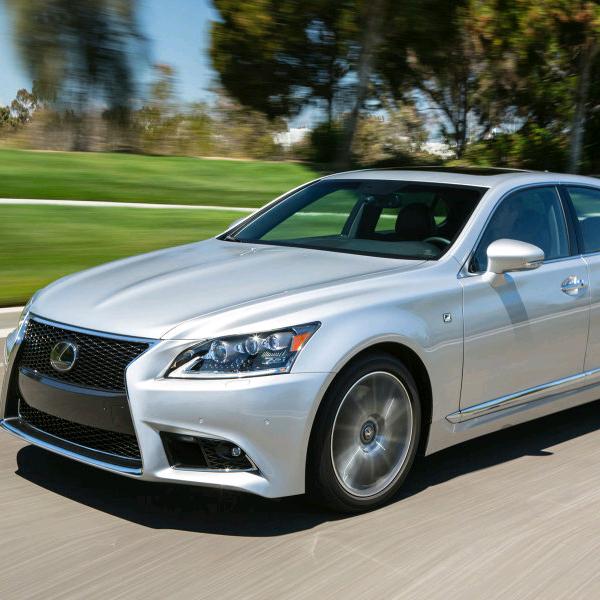 LEXUS