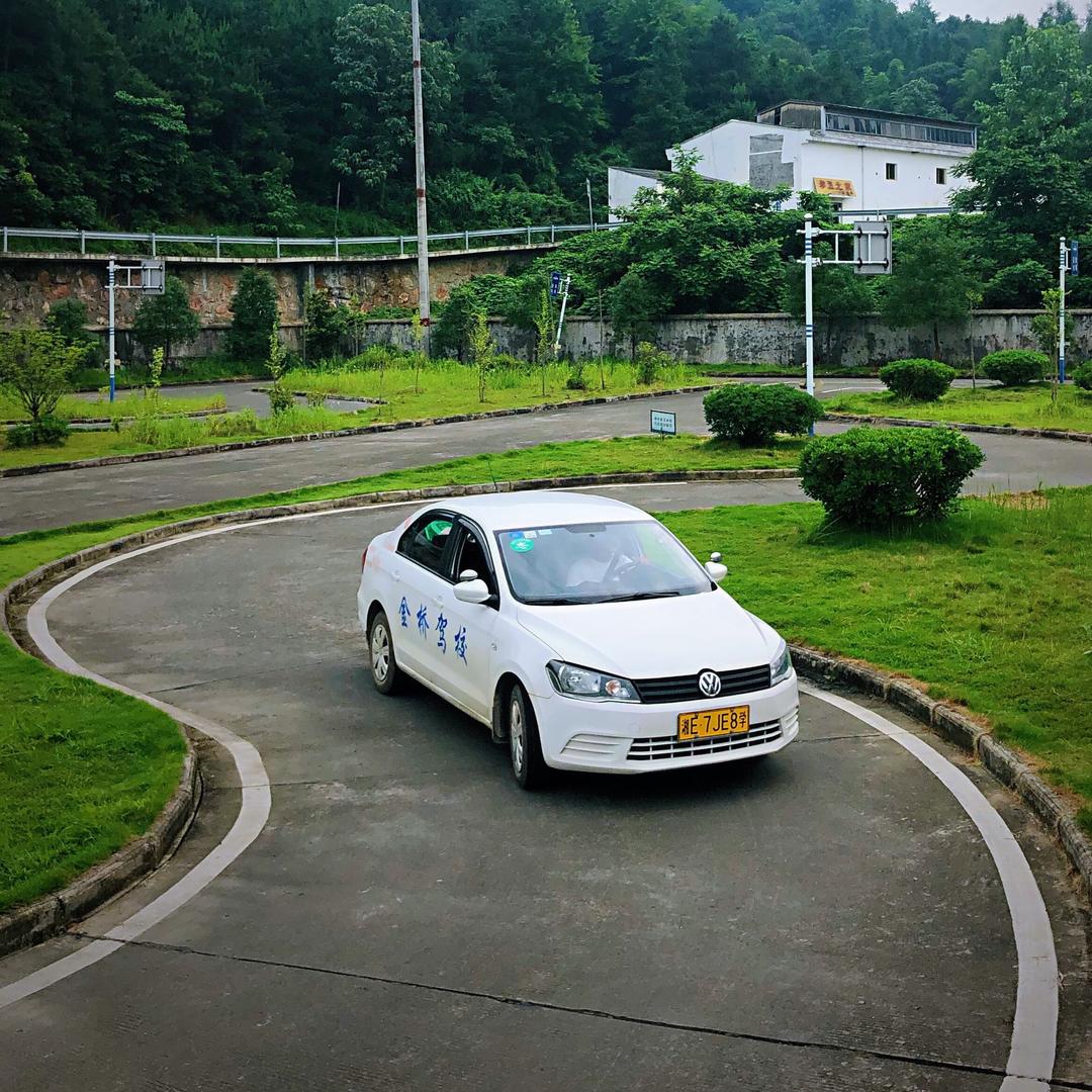 隆回小车陪练胡师傅