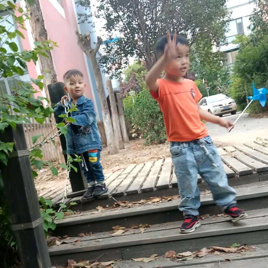 ‖繁华以落〃花下的悲伤ˉ