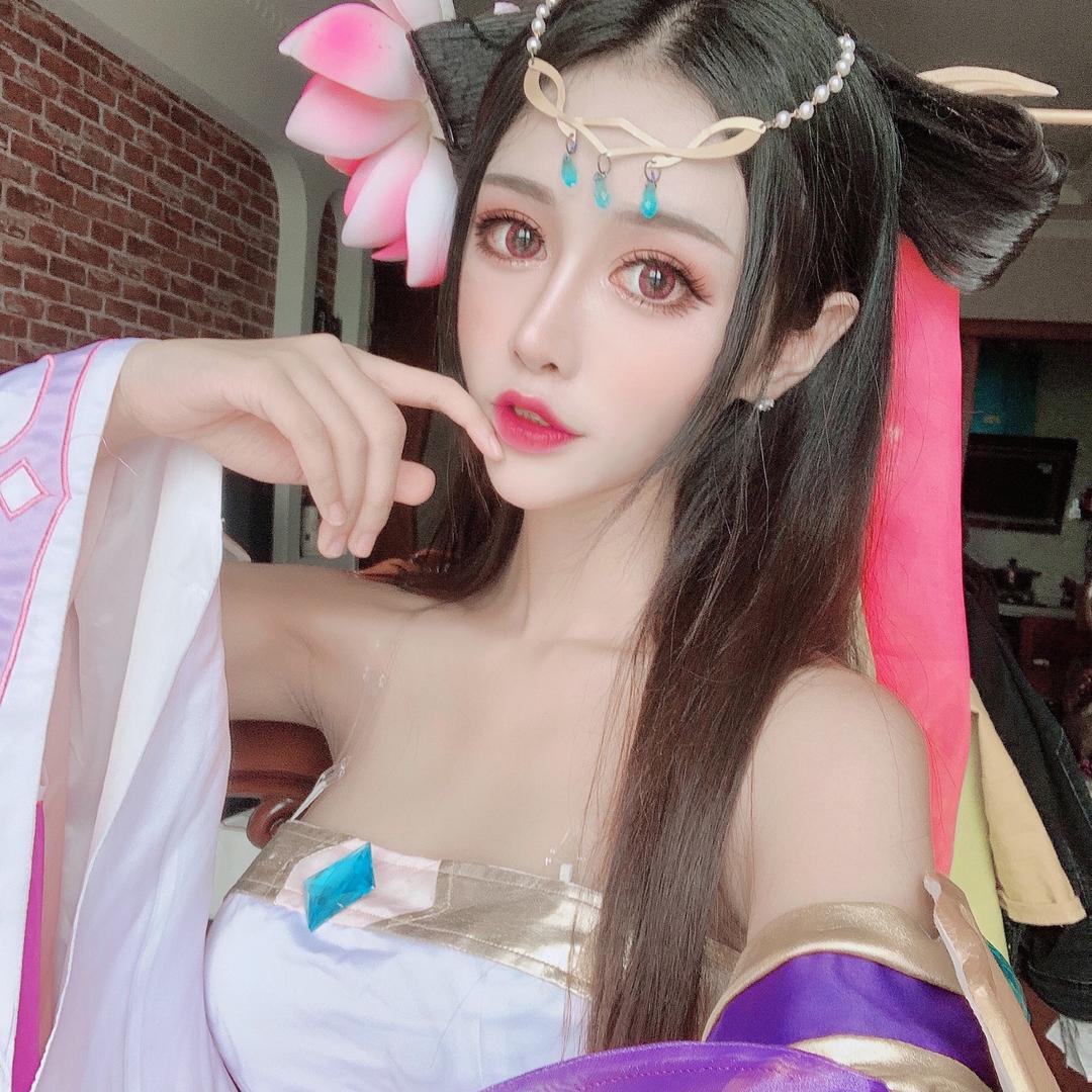 🌟飞天女警苗苗