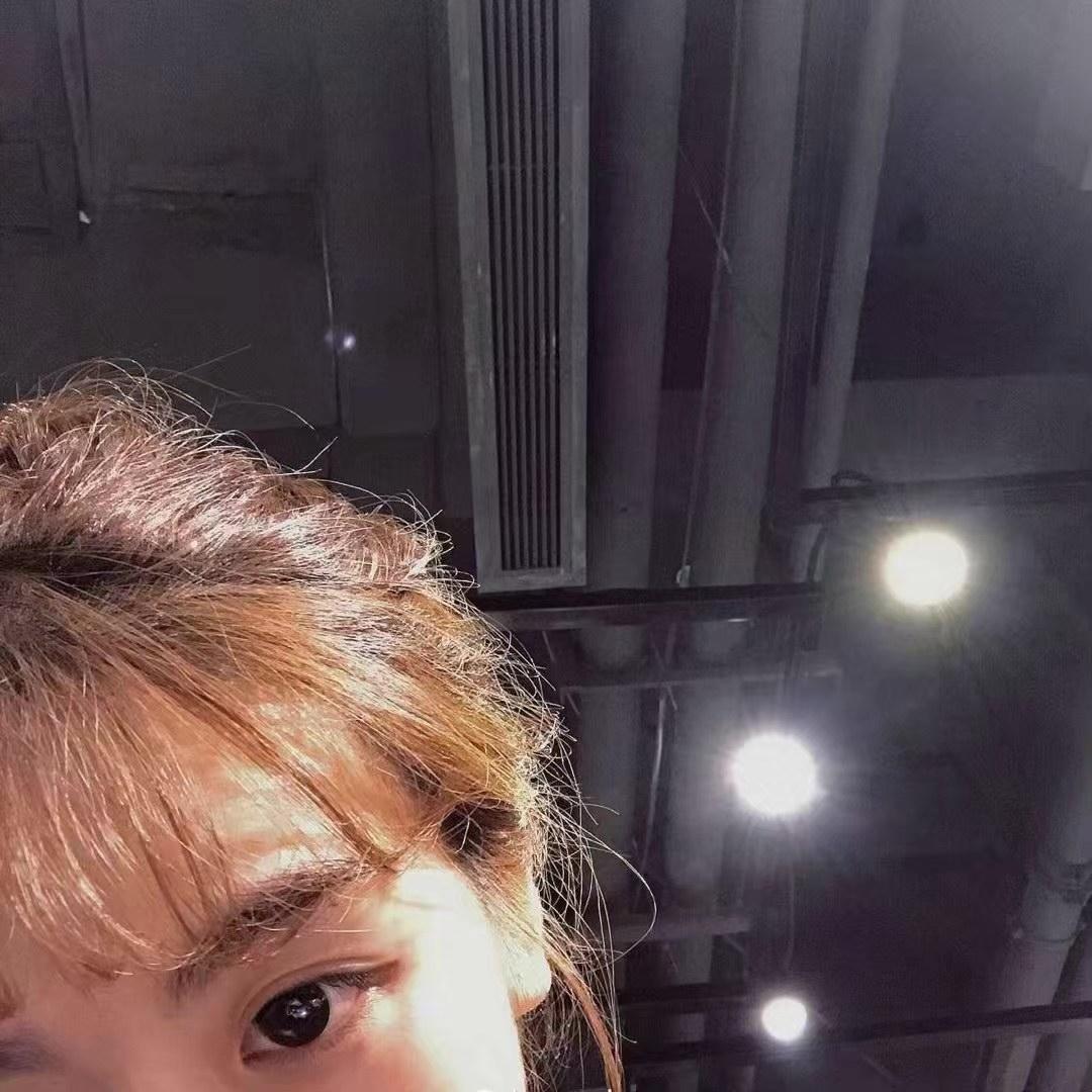 请叫我小疯子✨