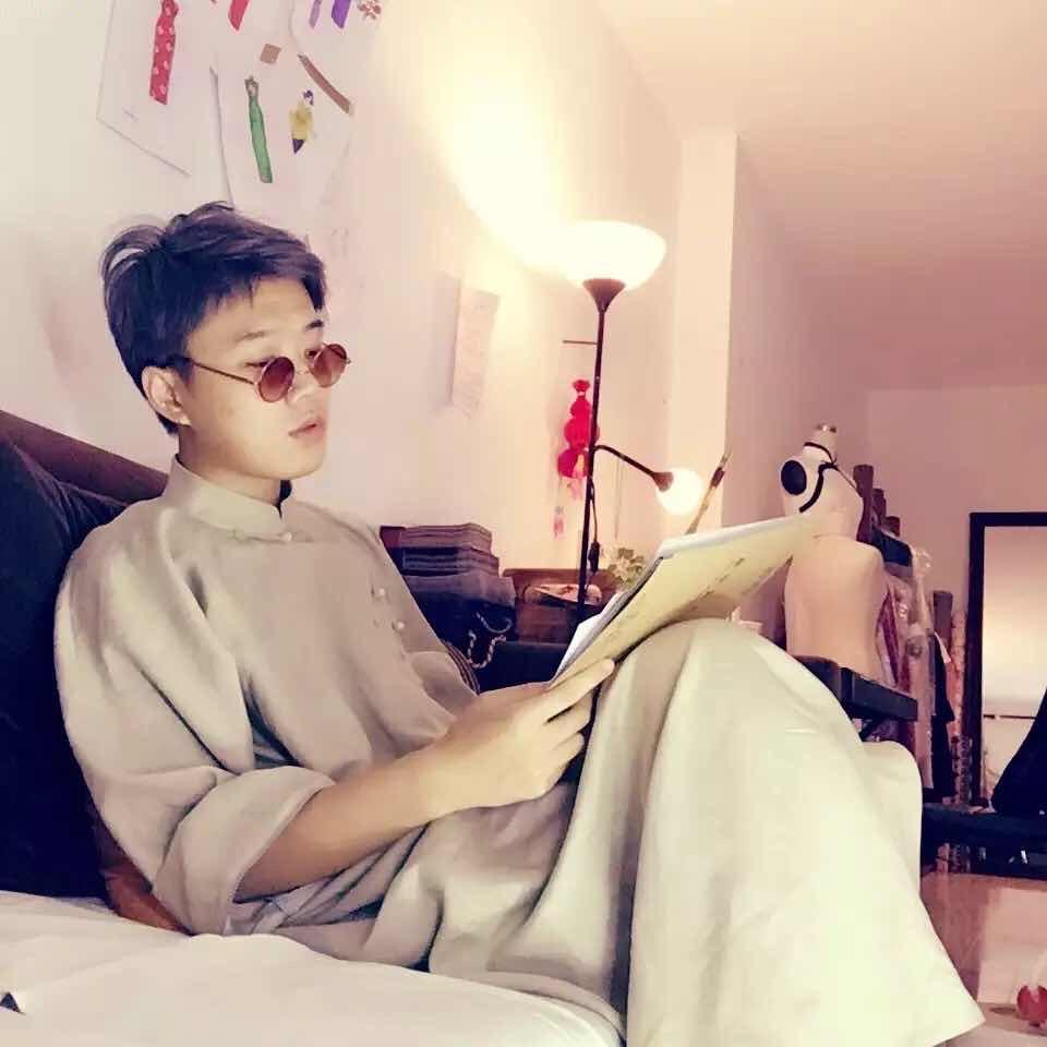 张突然