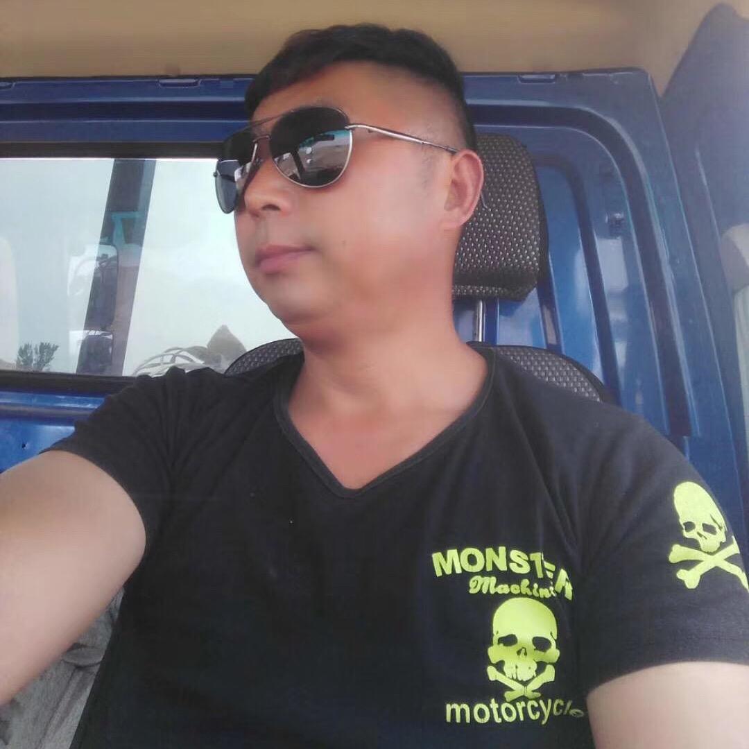 A龙龙花卉商丘博览园三十一号棚三十二号棚