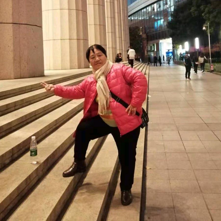 唐金凤