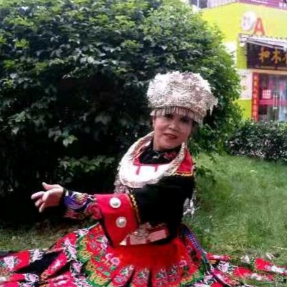 华华