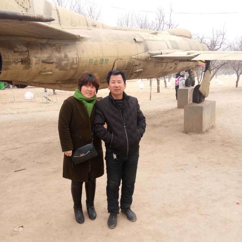 用户专业搭彩钢板房