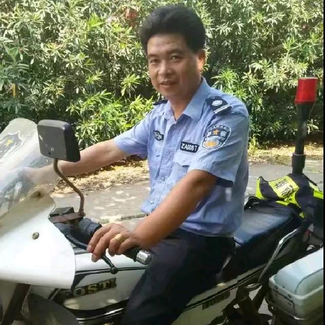 生龙活虎！