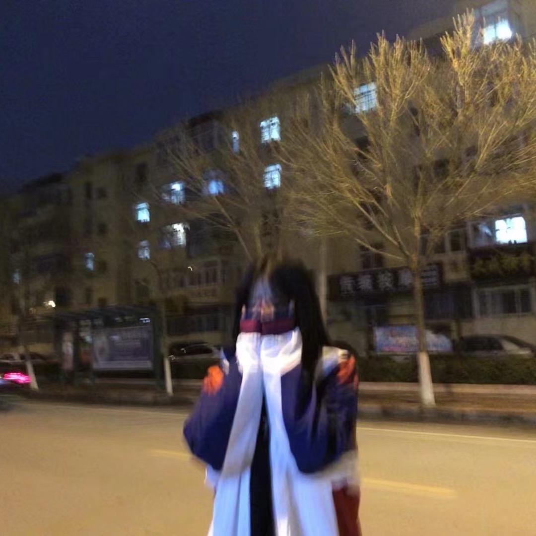 小瑶不爱吃肉.