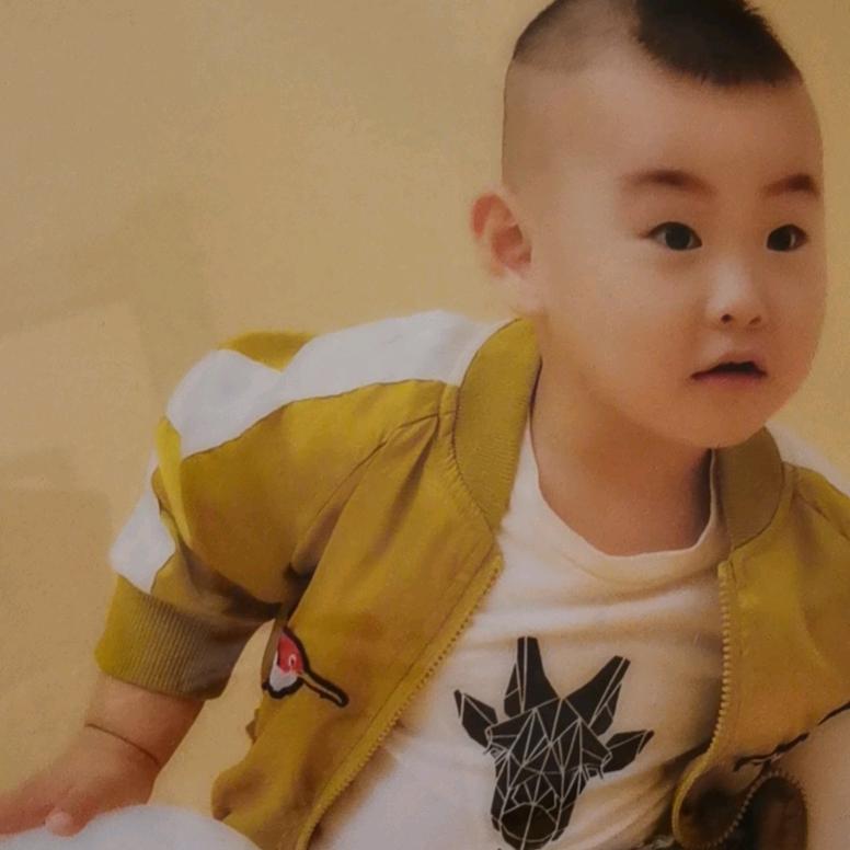 慧质木兰鼓舞队。