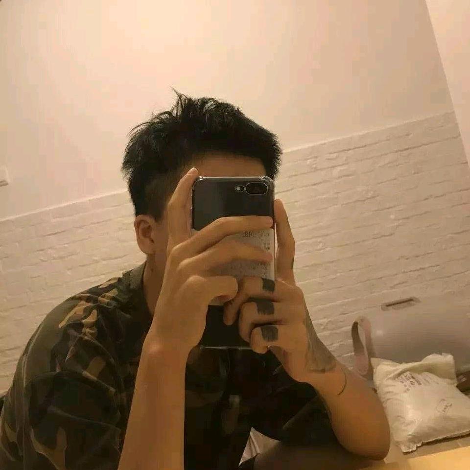 梓灏🎬